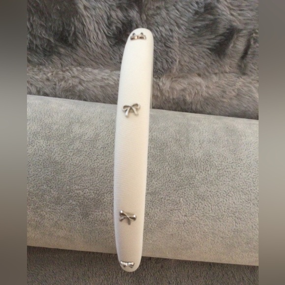 Headband - Picture 1 of 2